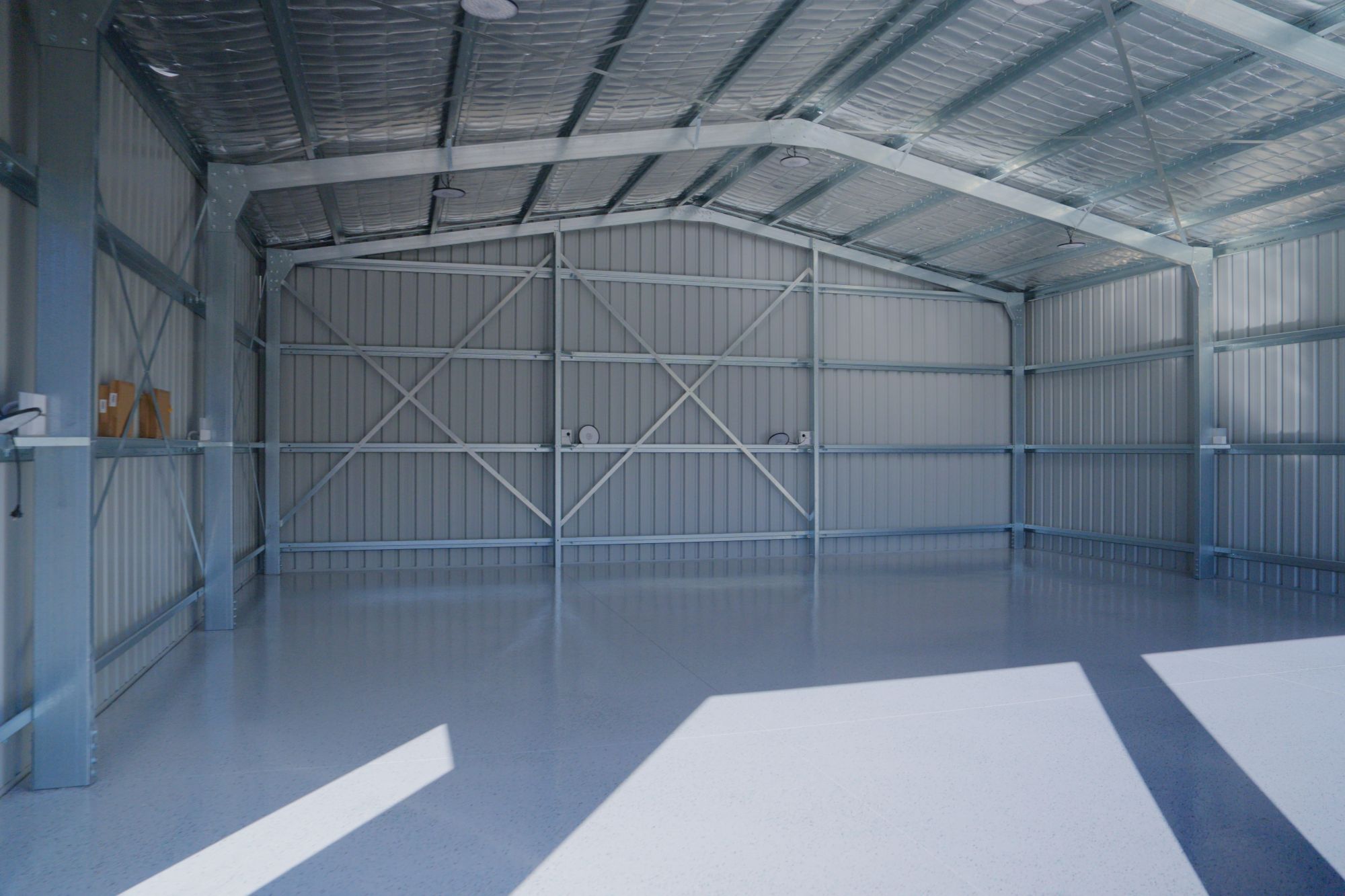 Finished epoxy floor after handover
